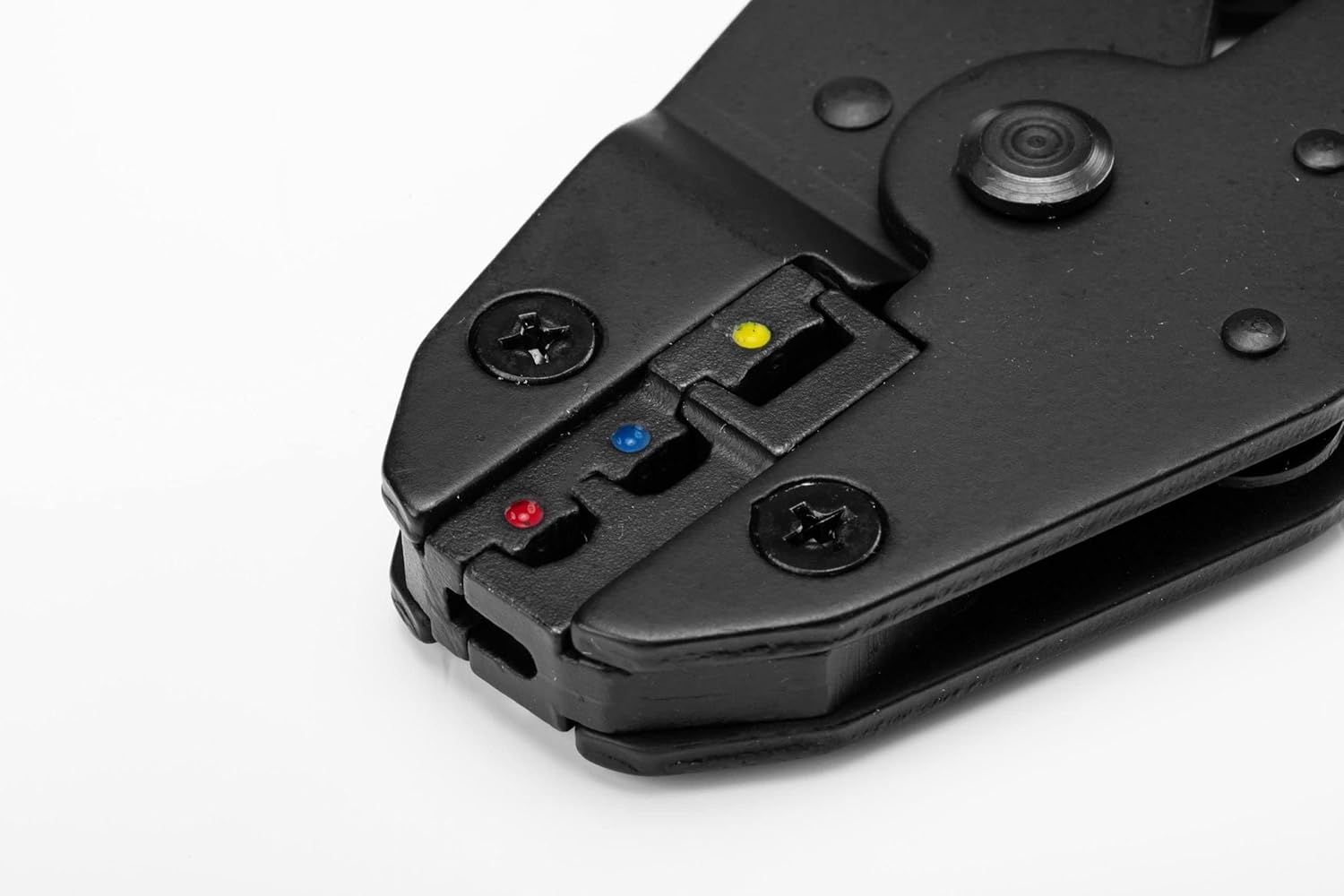 Клещи обжимные для изолированных наконечников 0,5-6 кв.мм. SATA ST91105ST