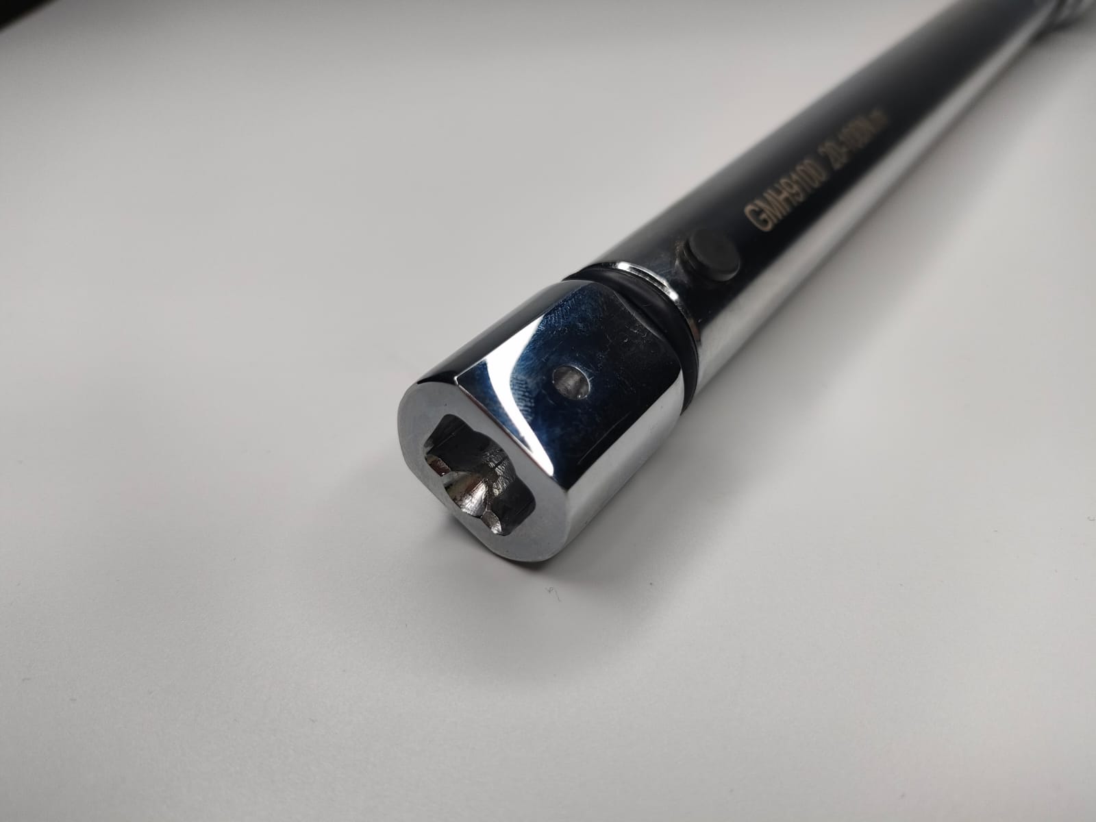 Ключ динамометрический 9x12mm 20-100Nm NovaTork GMH9100