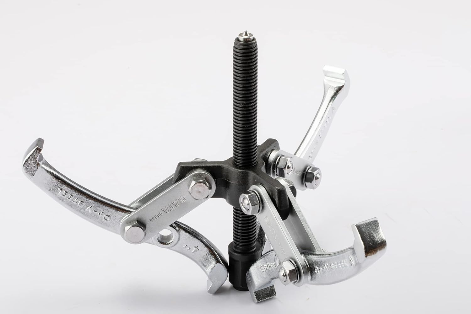 Съемник трехзахватный 12" (385-300мм.) SATA ST90642