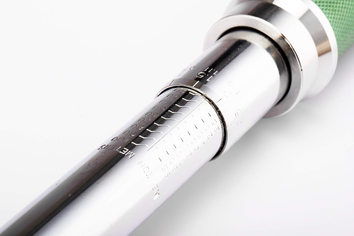 Ключ динамометрический , 1/2˝, 20-100Nм SATA ST96311SC