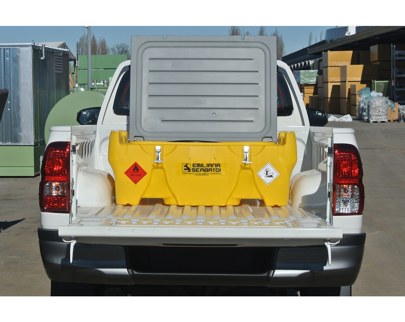 Резервуар для дизельного топлива 220л.Emiliana Serbatoi CARRYTANK 220 Pick-Up CTPG220AC