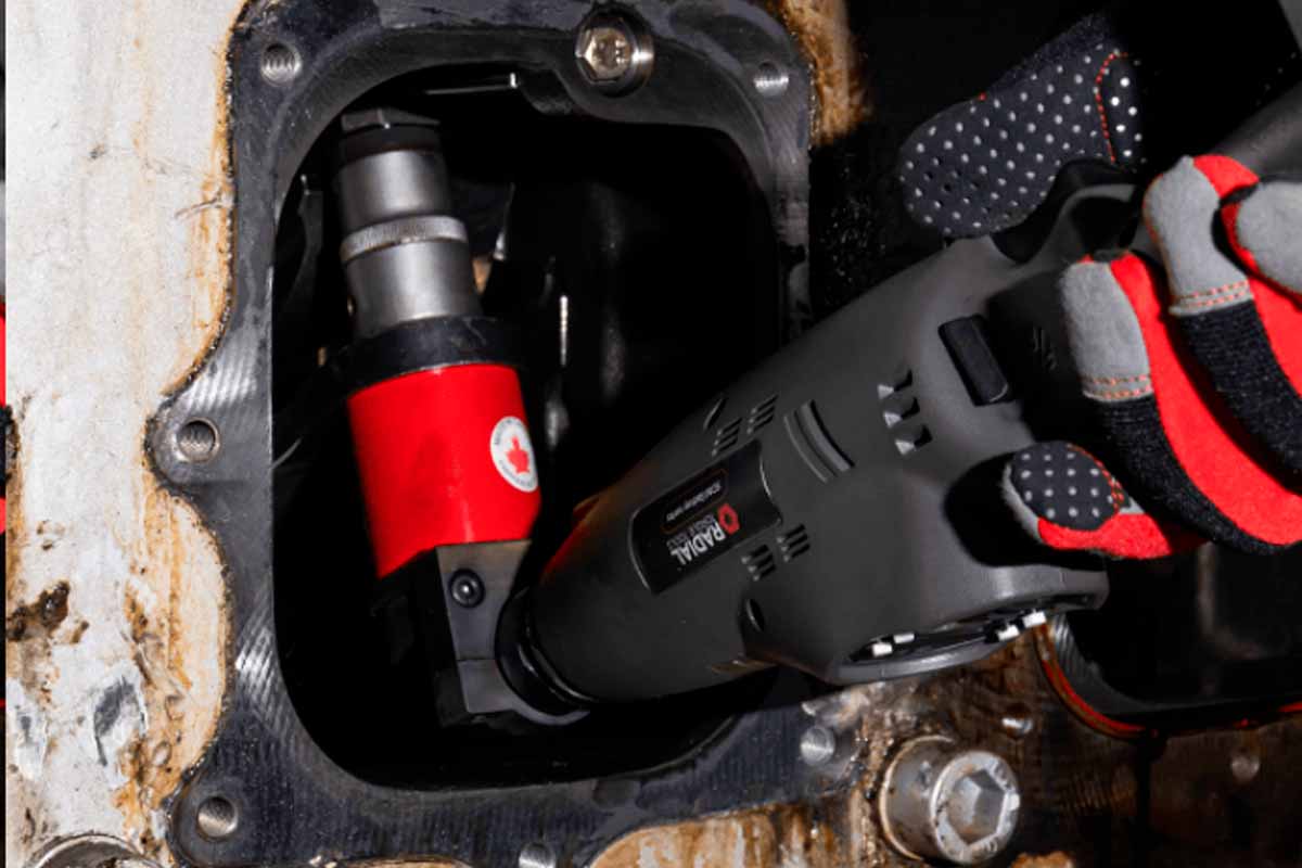 Гайковерт моментный угловой аккумуляторный SDM BATTERY 1400P RAD 400203
