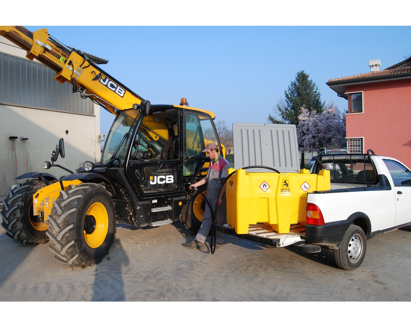 Резервуар для дизельного топлива 440л.Emiliana Serbatoi CARRYTANK 440 Pick-Up CTPG440AC