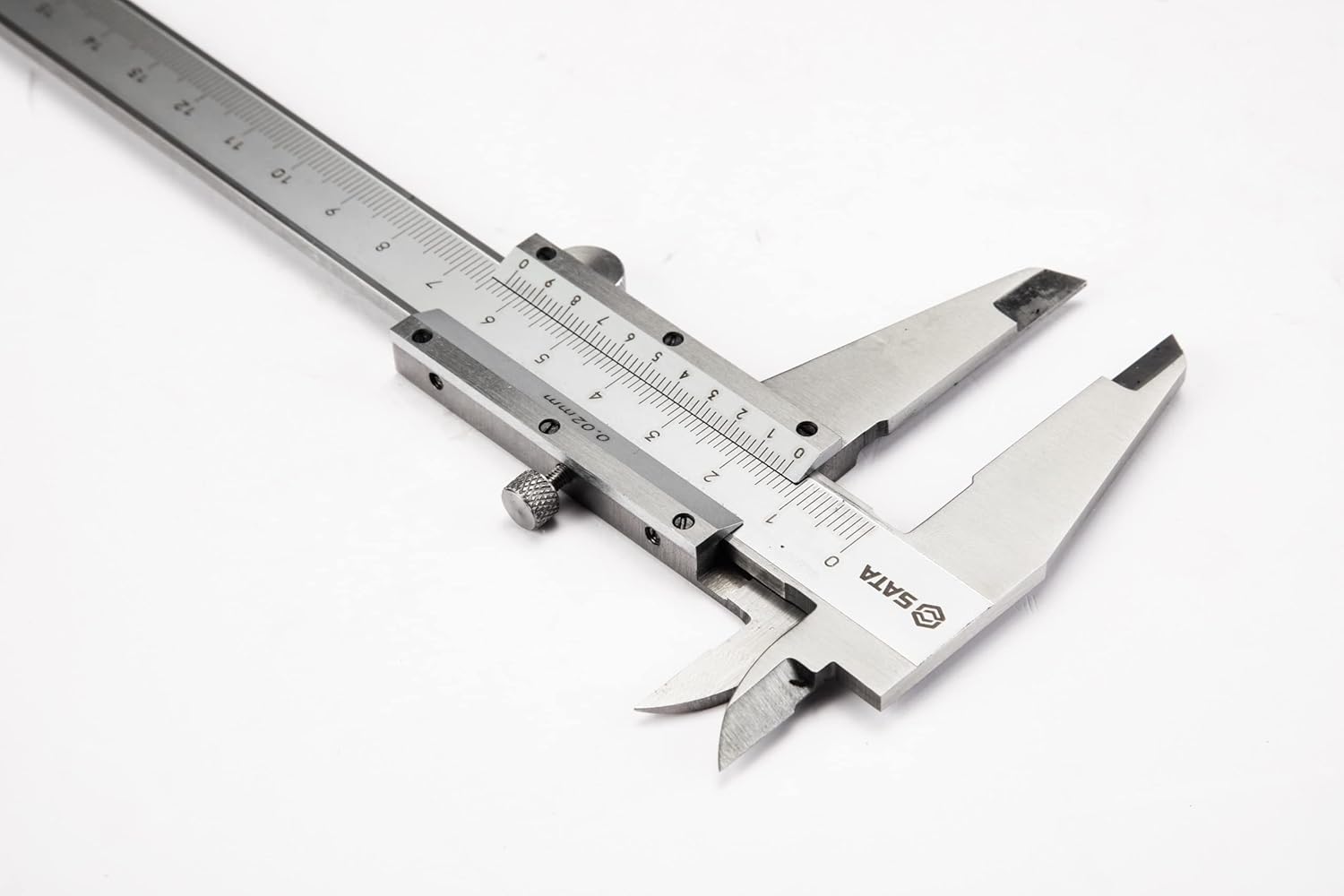 Штангенциркуль стальной 0-300мм. SATA ST91503SC