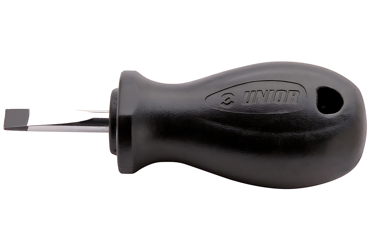Отвёртка шлицевая 1.0mm L86 UNIOR 616400