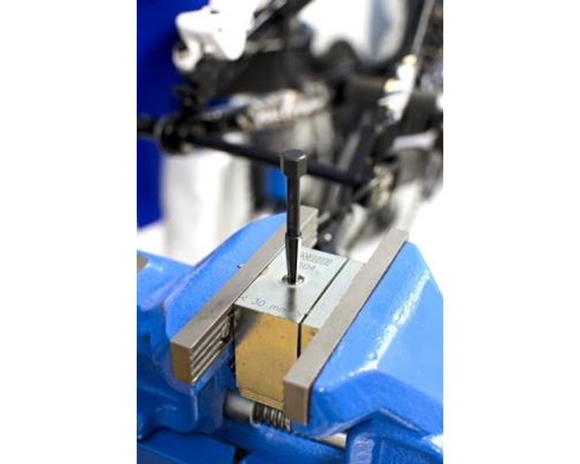 Экстрактор винтов двусторонний №5 М16- М20 Unior 616827