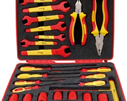 Набор инструментов изолированных (24пр.) X-Spark 7501-24