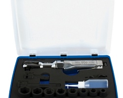 Трещотка пневматическая с набором головок 1/2" UNIOR 615515