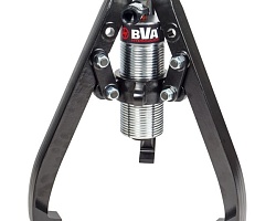 Съемник гидравлический трехзахватный 30т. BVA HGPT30