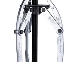 Съемник трехзахватный KUKKO 47-1-A